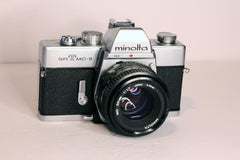 Minolta SRT-MCii with a Minolta MD 50mm f1.7 lens